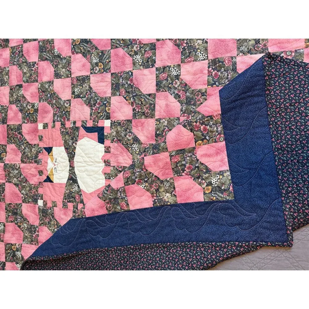 Handmade Patchwork Quilt Four Square Pattern Pink Florals Kitty Cat Centered VTG